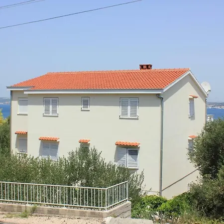 8297b Appartement Tkon